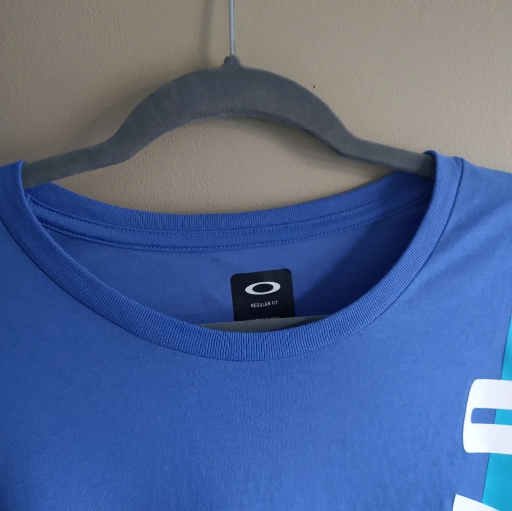Oakley Mens Tshirts‎ Vertical Logo Purple Aqua White Size XL